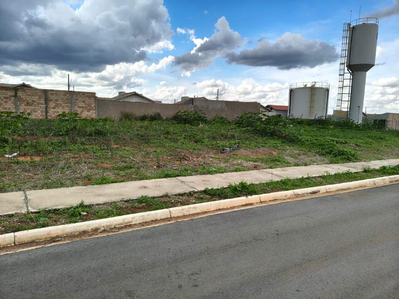 Lote à venda no Monte Carlo I: 