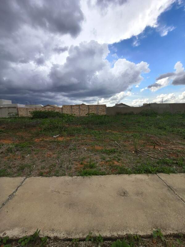 Lote à venda no Monte Carlo I: 