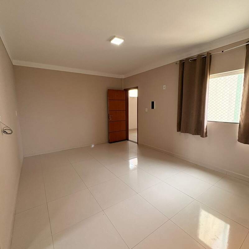 Apartamento para aluguel no Recanto do Bosque: 