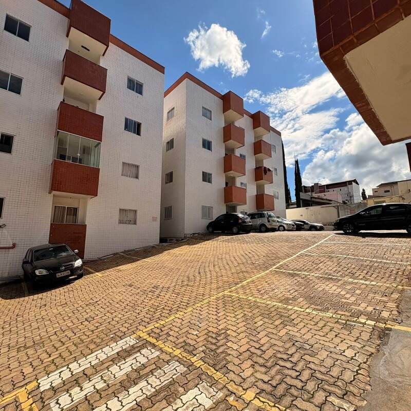 Apartamento para aluguel no Guilhermina Vieira Chaer: 