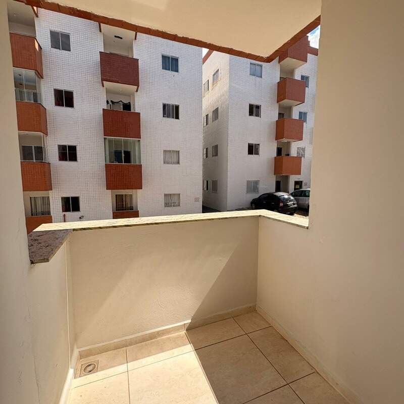 Apartamento para aluguel no Guilhermina Vieira Chaer: 