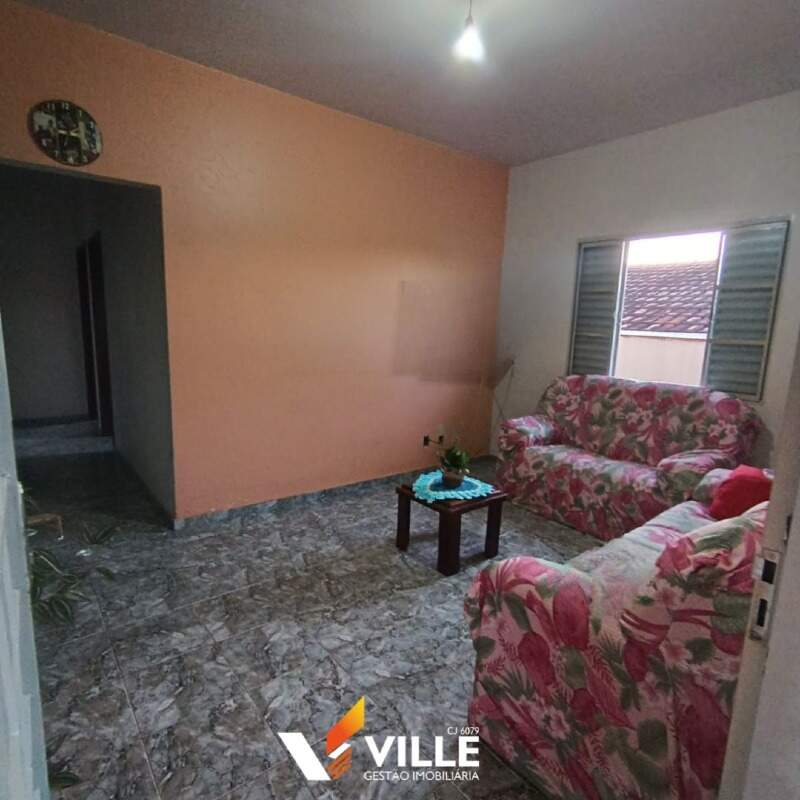 Casa à venda no Jardim Primavera : 