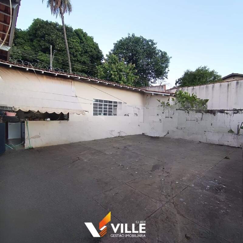 Casa à venda no Jardim Primavera : 