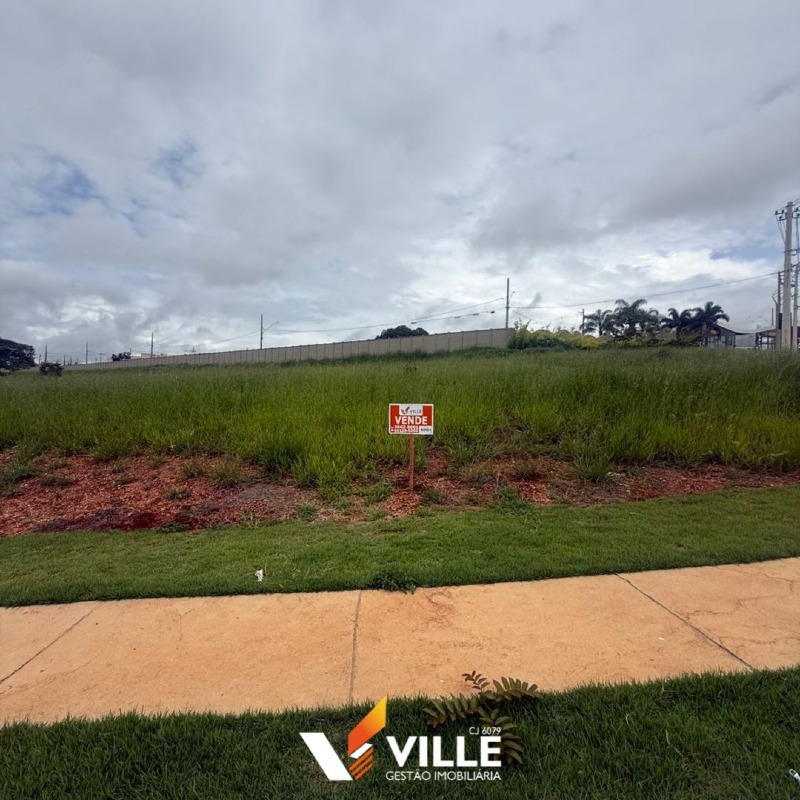 Lote à venda no Villa Solar : 