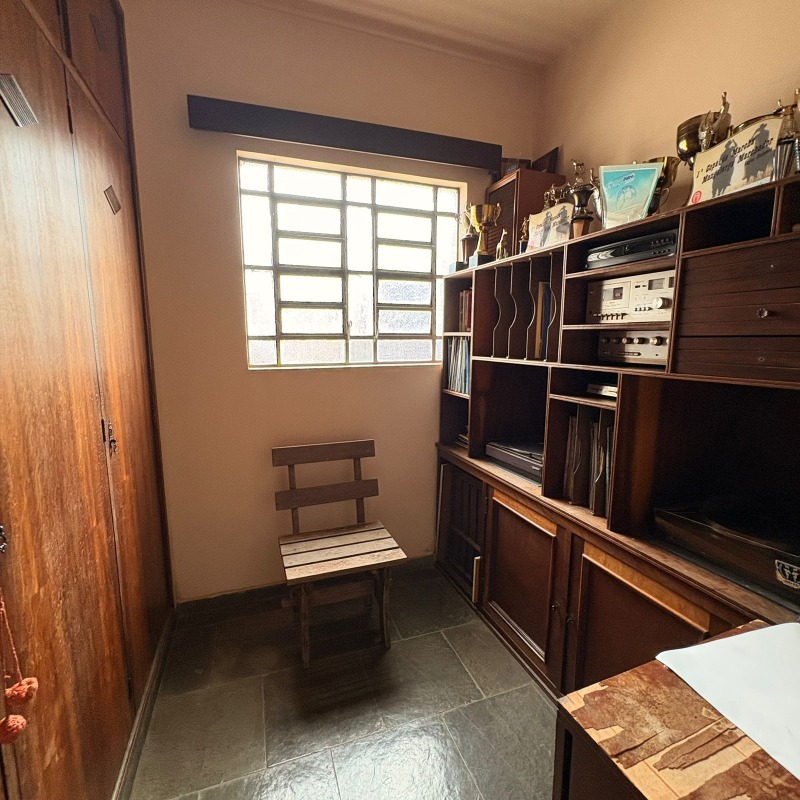 Casa para aluguel no Centro: 