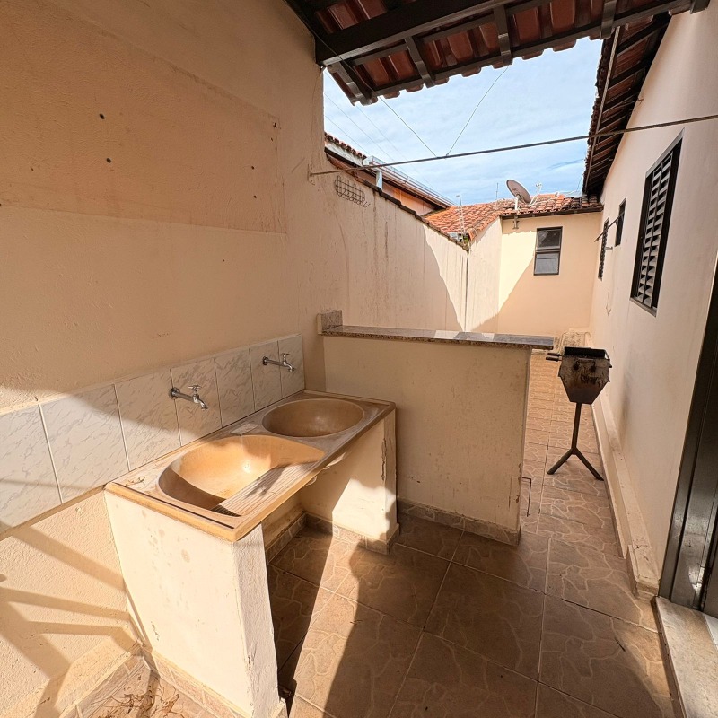 Casa para aluguel no Centro: 