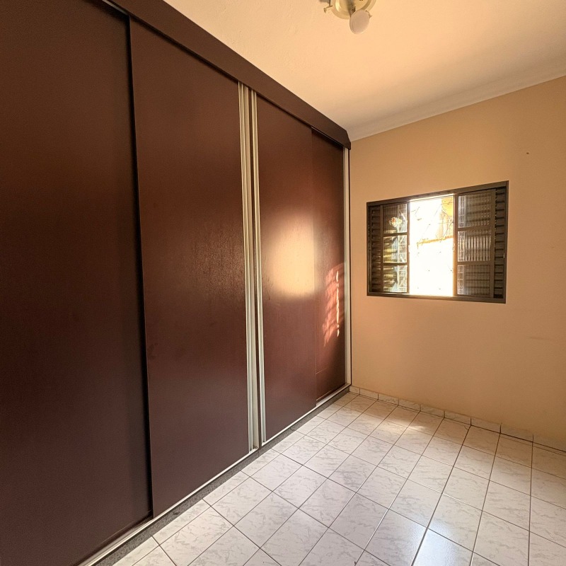 Casa para aluguel no Centro: 