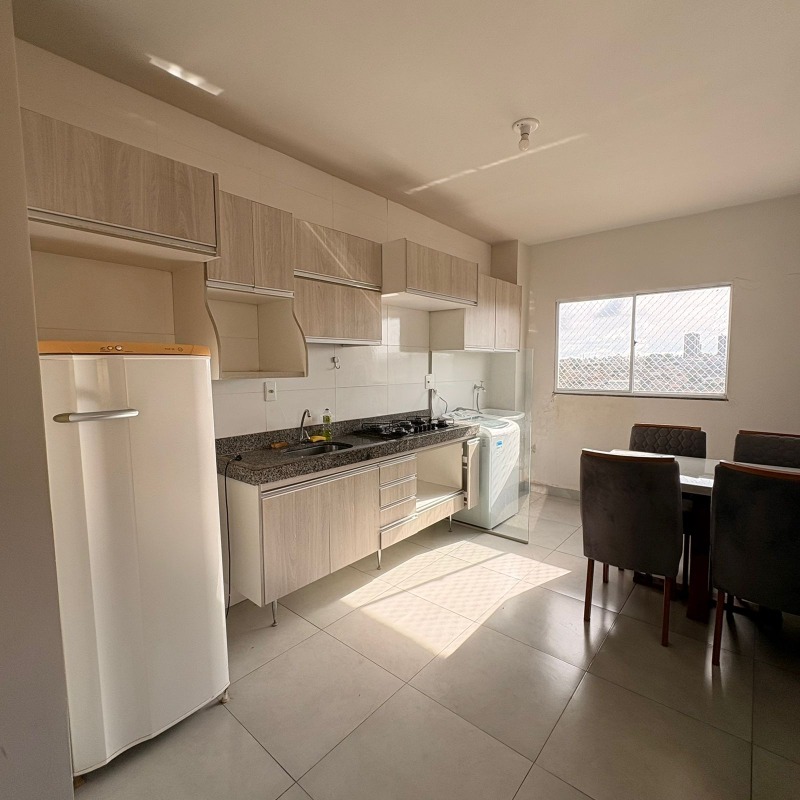 Apartamento para aluguel no Guilhermina Vieira Chaer: 