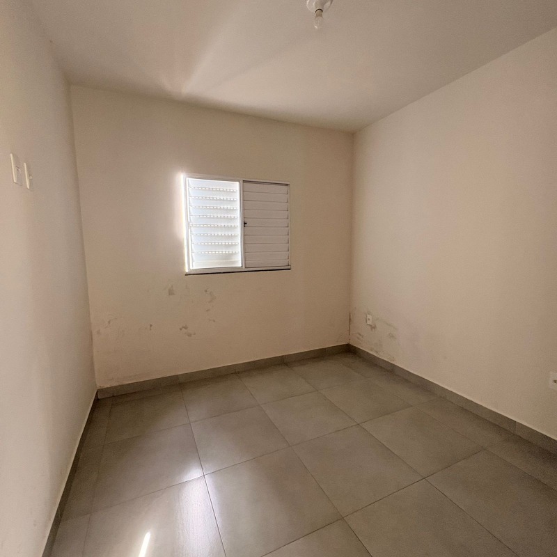 Apartamento para aluguel no Guilhermina Vieira Chaer: 