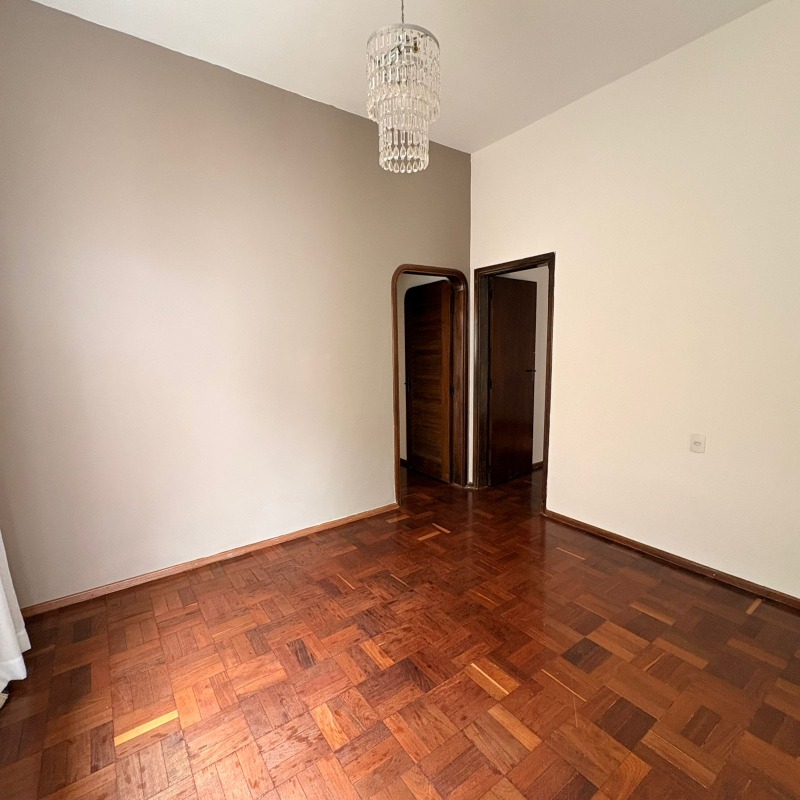 Casa para aluguel no Centro: 