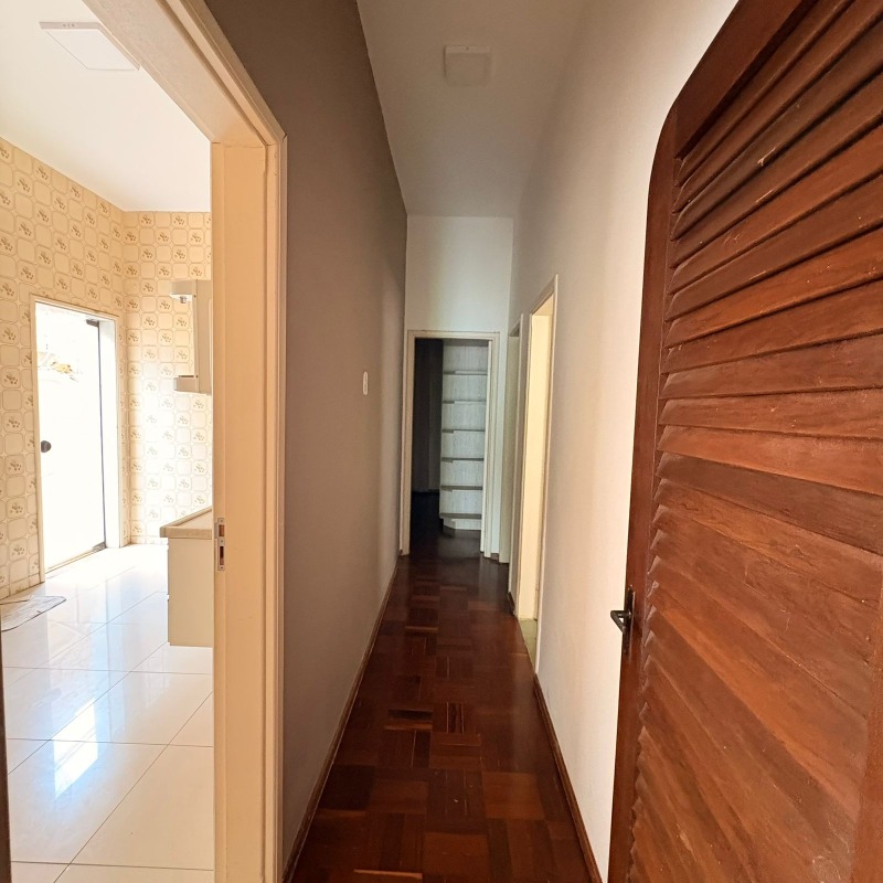 Casa para aluguel no Centro: 