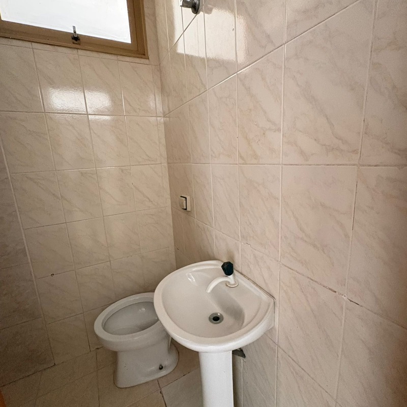 Kitnet para aluguel no Centro: 