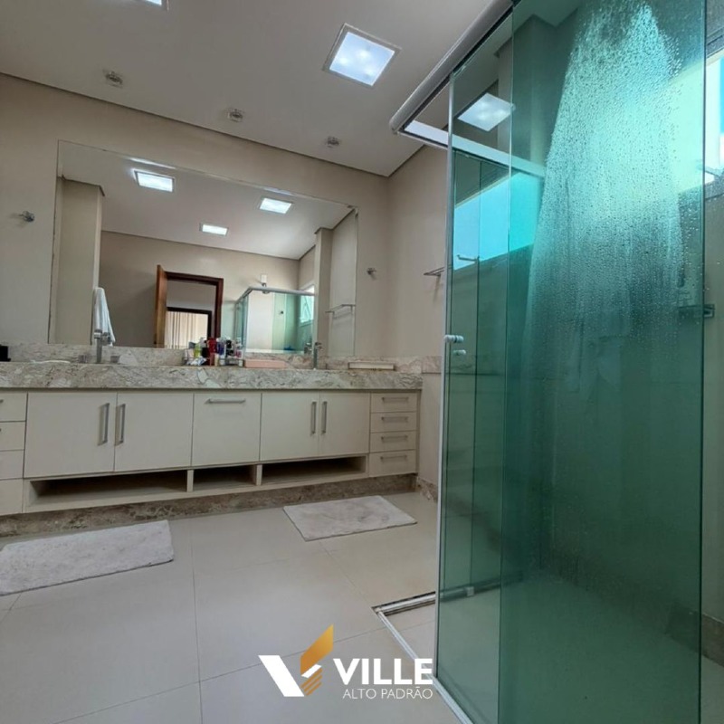 Casa à venda no Centro: 