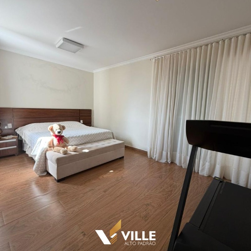 Casa à venda no Centro: 