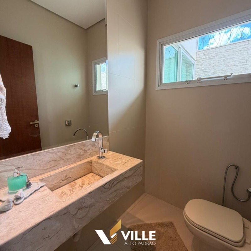 Casa à venda no Centro: 