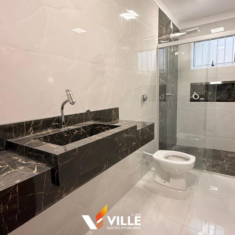 Casa à venda no Urciano Lemos: 