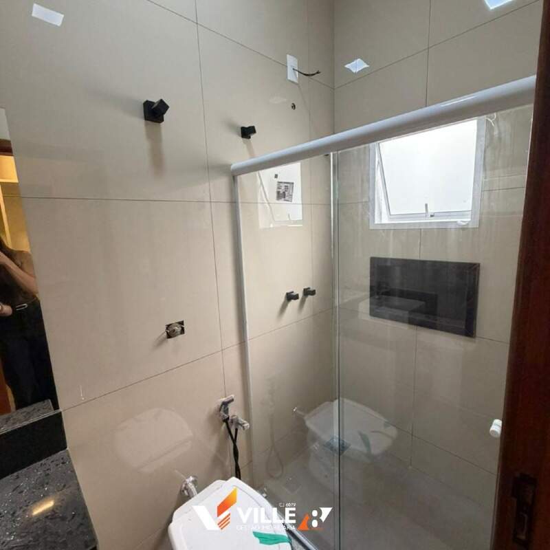 Casa à venda no Jardim Europa V: 