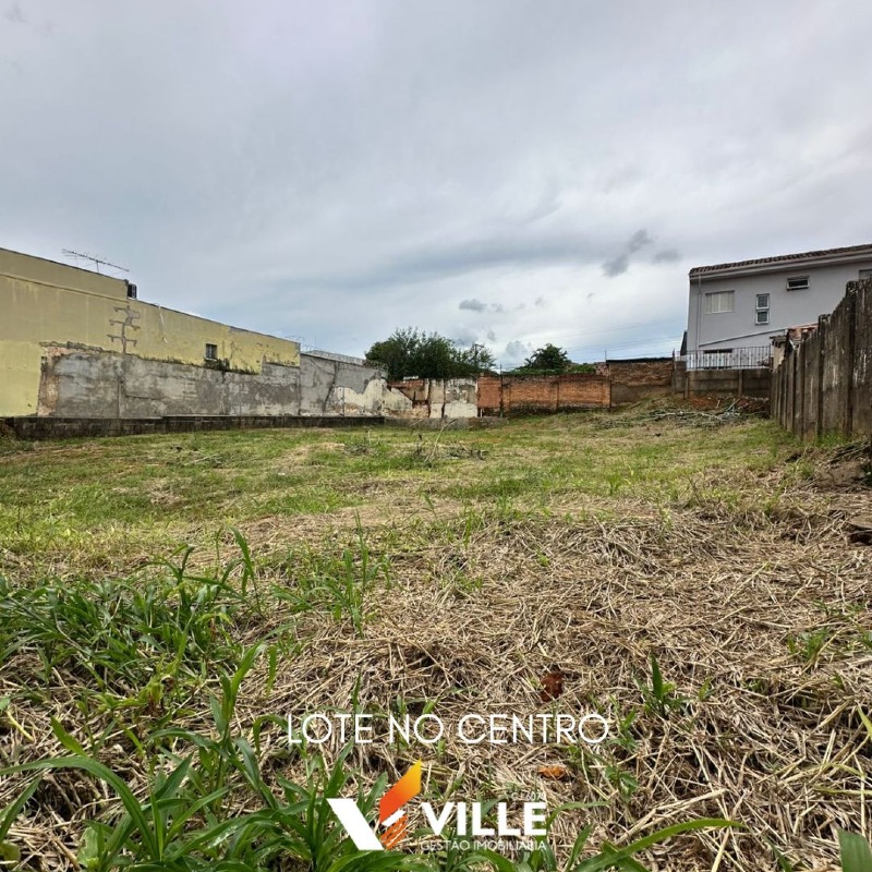 Lote à venda no Centro: 