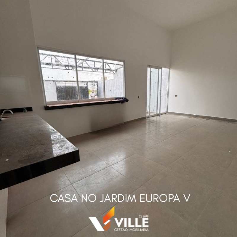 Casa à venda no Jardim Europa V: 