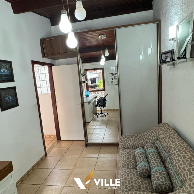 Casa à venda no Centro: 