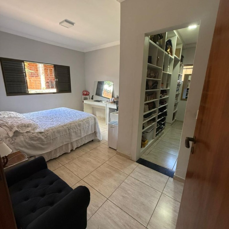 Casa à venda no Camuá : 