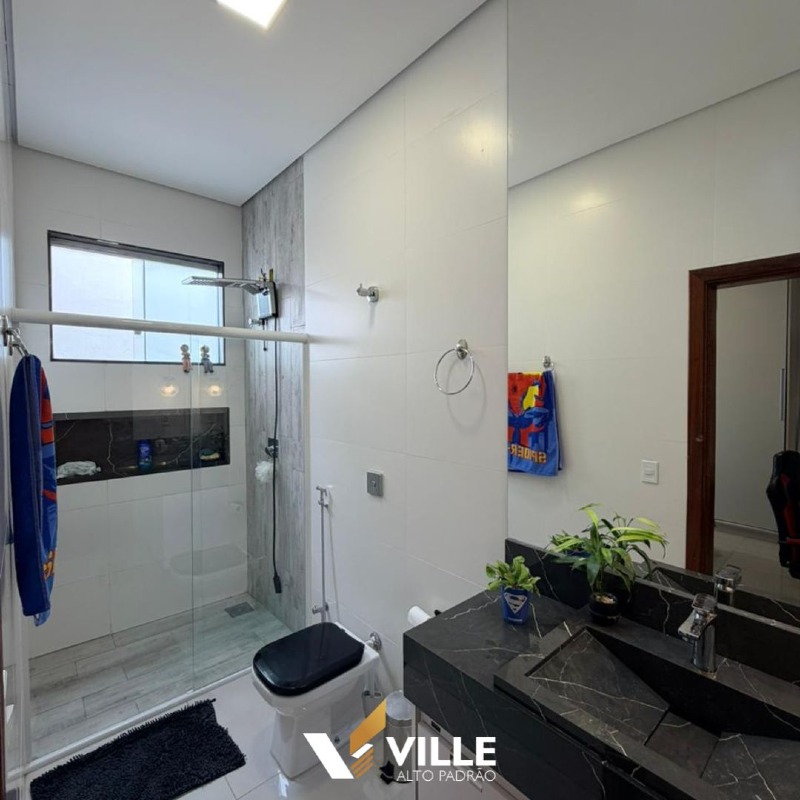 Casa à venda no Condomínio Monte Verde : 