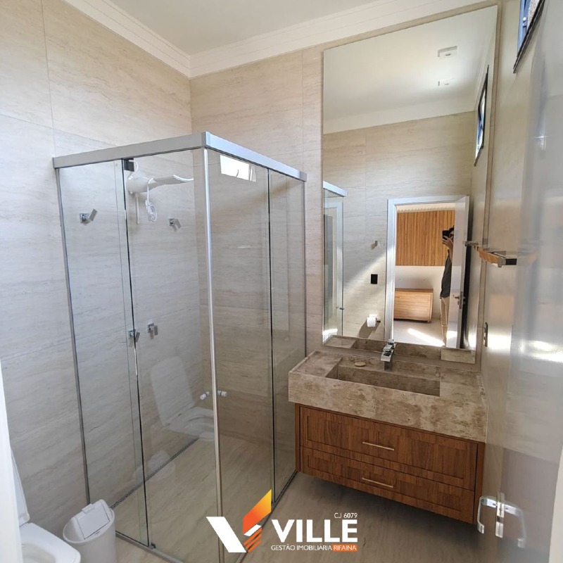 Casa à venda no Riviera Da Canastra: 