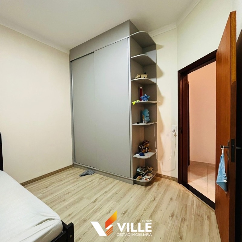 Casa à venda no Mangabeiras IV : 