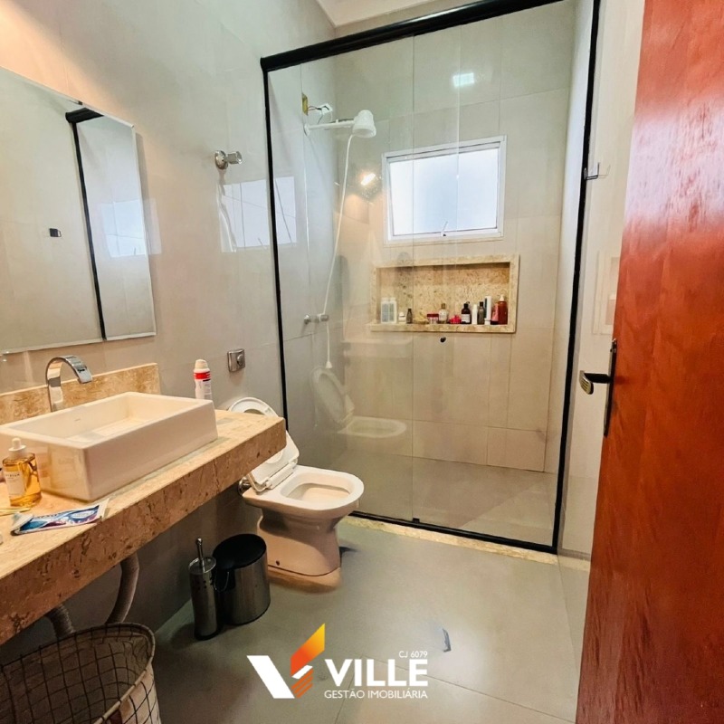 Casa à venda no Mangabeiras IV : 