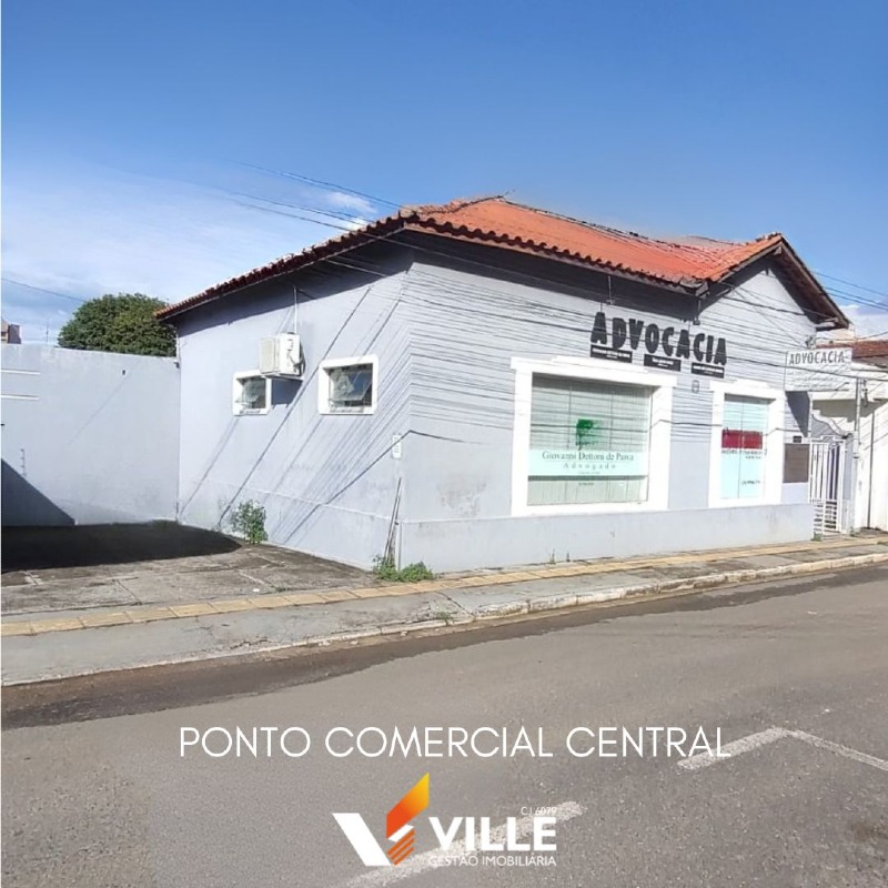 Casa à venda no Centro: 