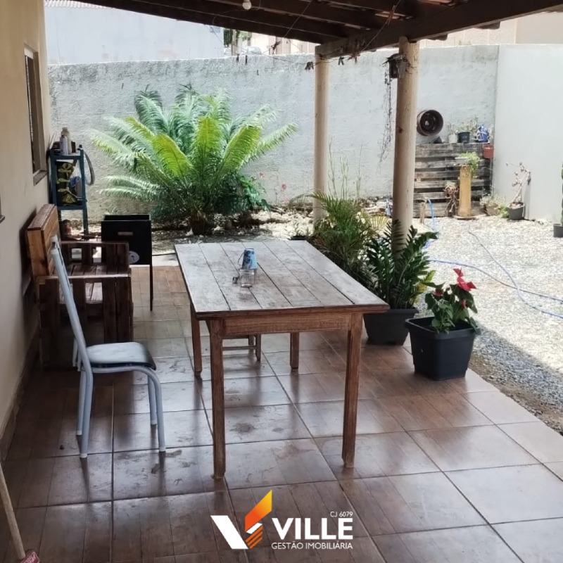 Casa à venda no Santa Terezinha: 