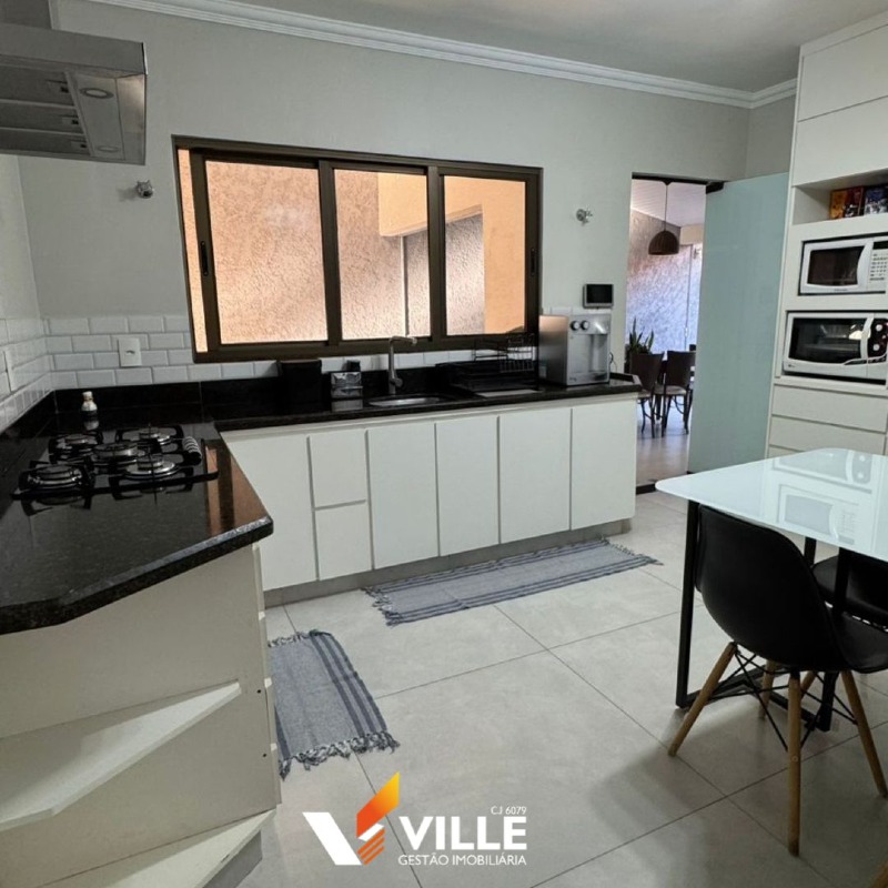 Casa à venda no Mangabeiras I: 