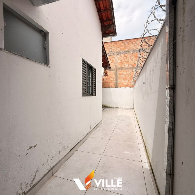 Casa à venda no Camuá : 