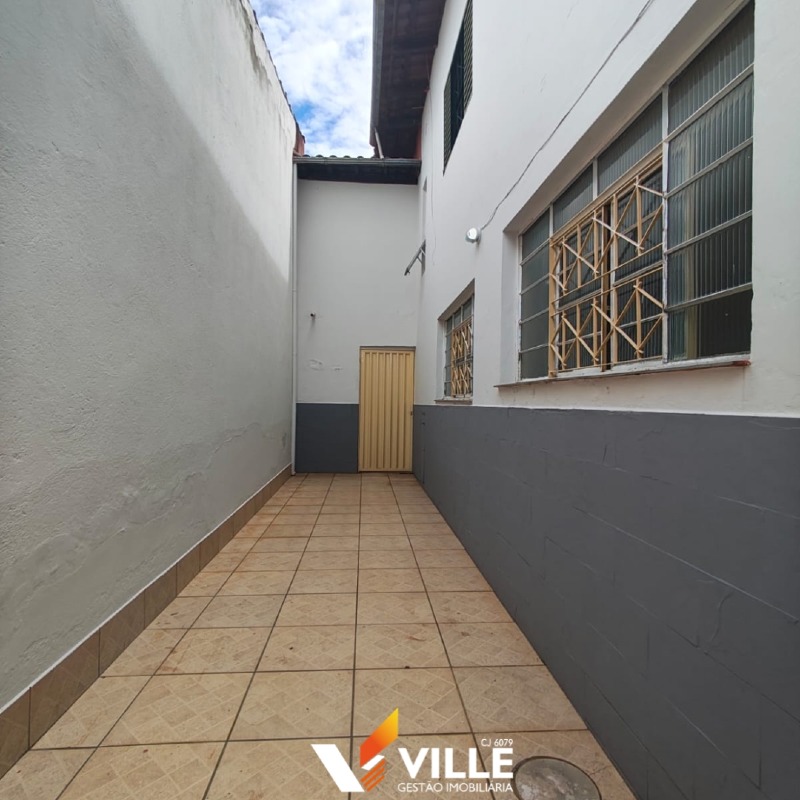 Casa à venda no Centro: 