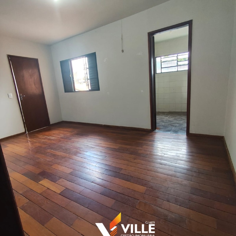 Casa à venda no Centro: 