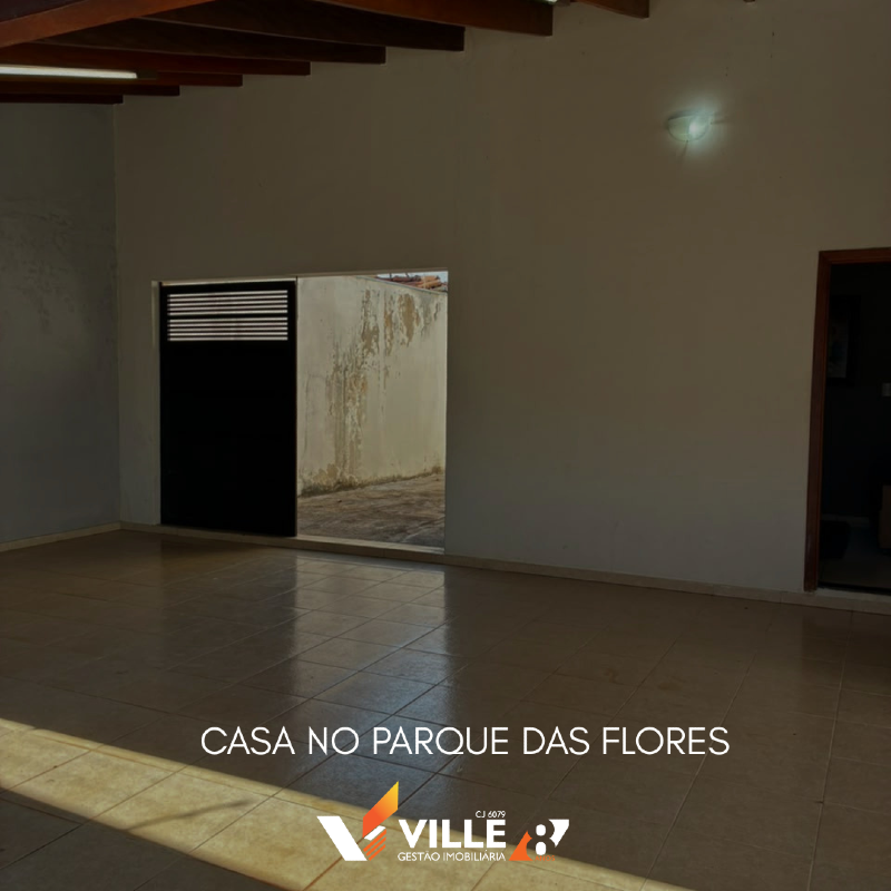 Casa à venda no Parque das Flores: 
