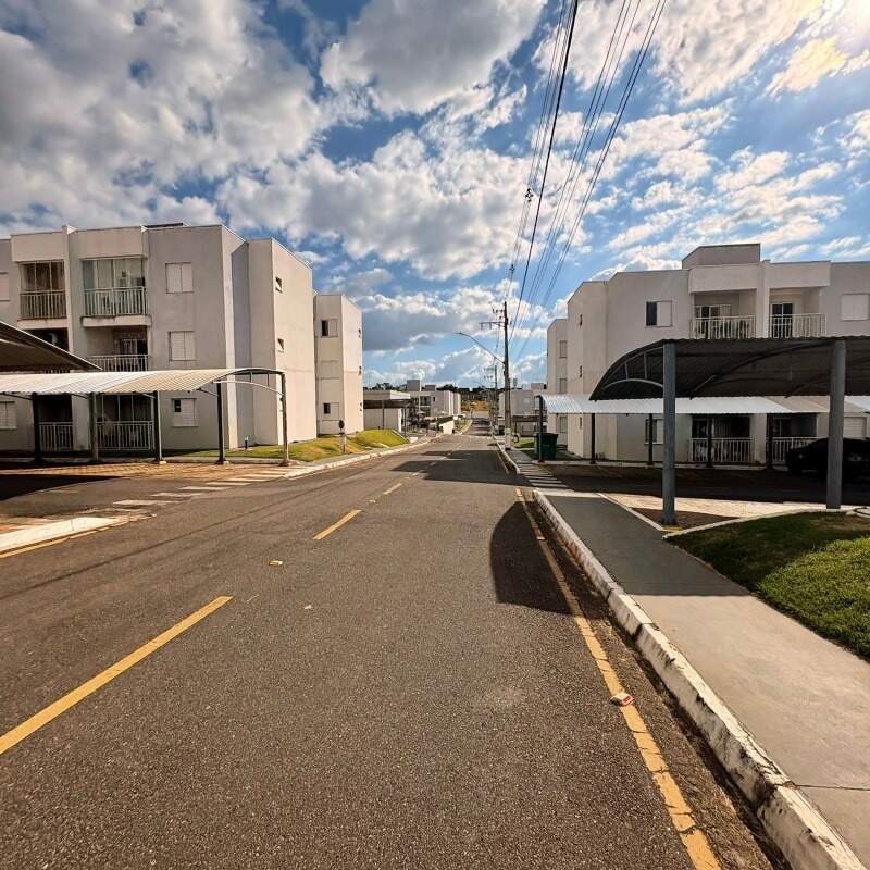 Apartamento para aluguel no Guilhermina Vieira Chaer: 