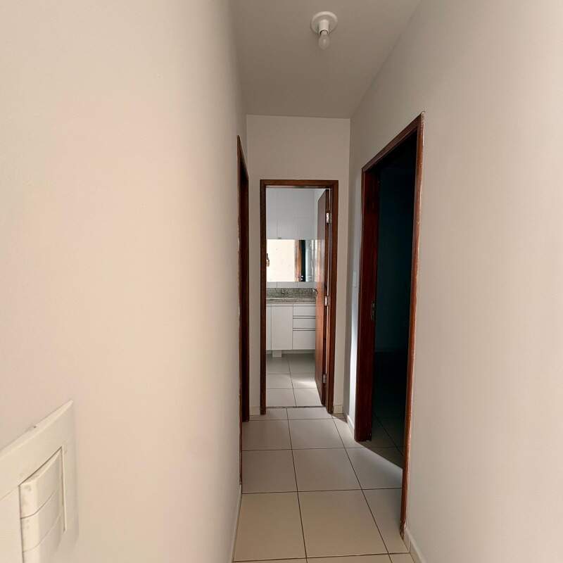 Apartamento para aluguel no Guilhermina Vieira Chaer: 