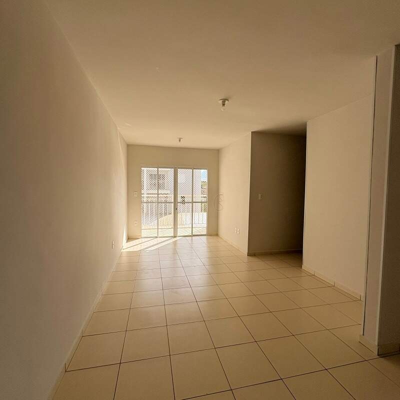 Apartamento para aluguel no Guilhermina Vieira Chaer: 