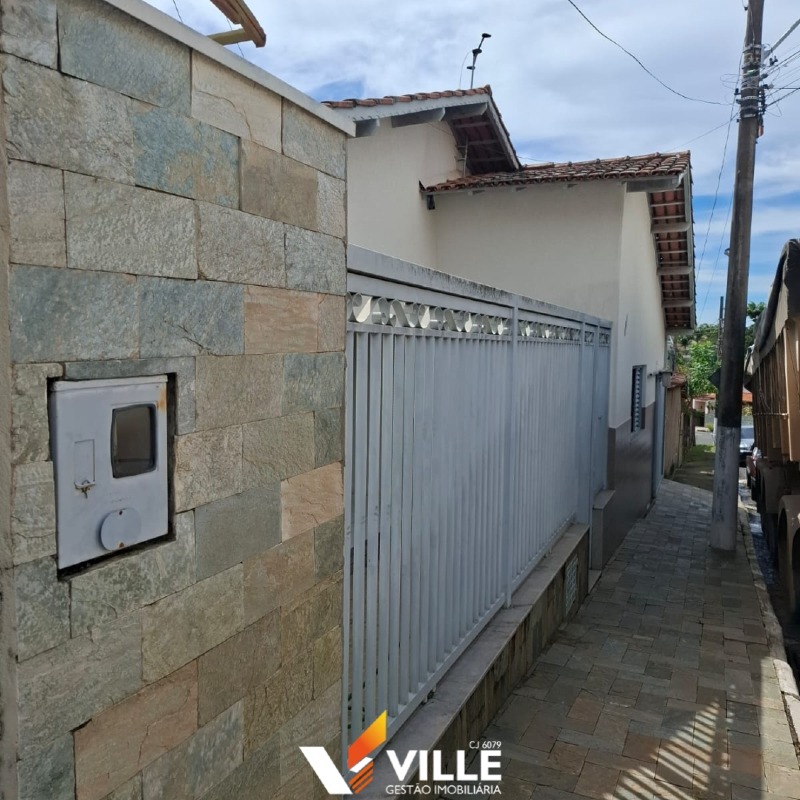 Casa à venda no Centro: 