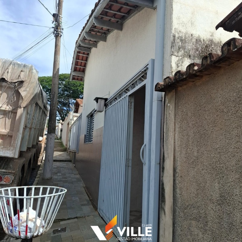 Casa à venda no Centro: 