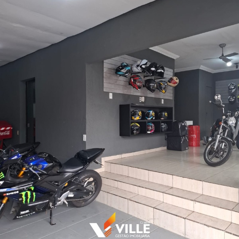 Sala à venda no Centro: 