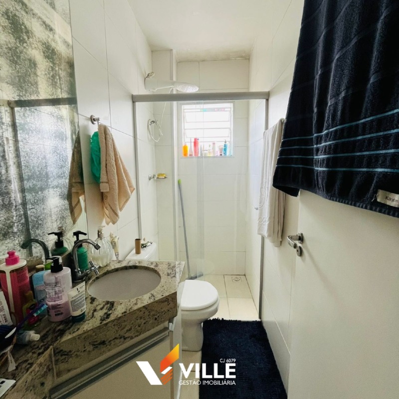 Apartamento à venda no Guilhermina Vieira Chaer: 