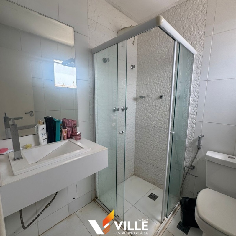 Apartamento à venda no Guilhermina Vieira Chaer: 