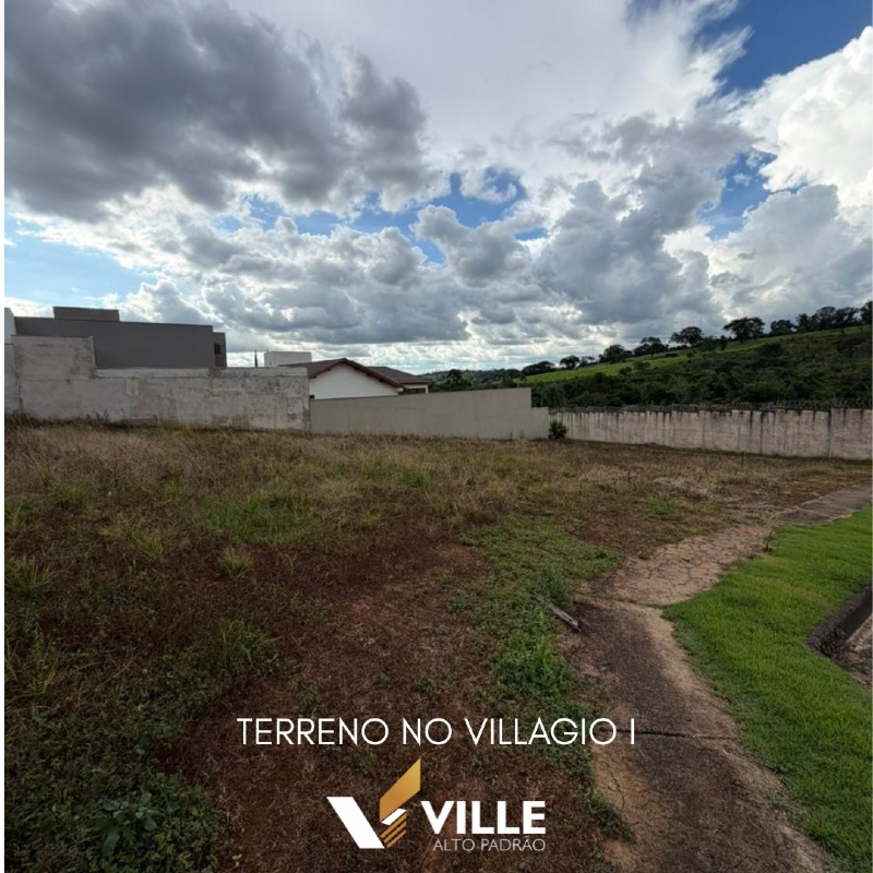 Lote em condomínio à venda no Condomínio Villagio I: 