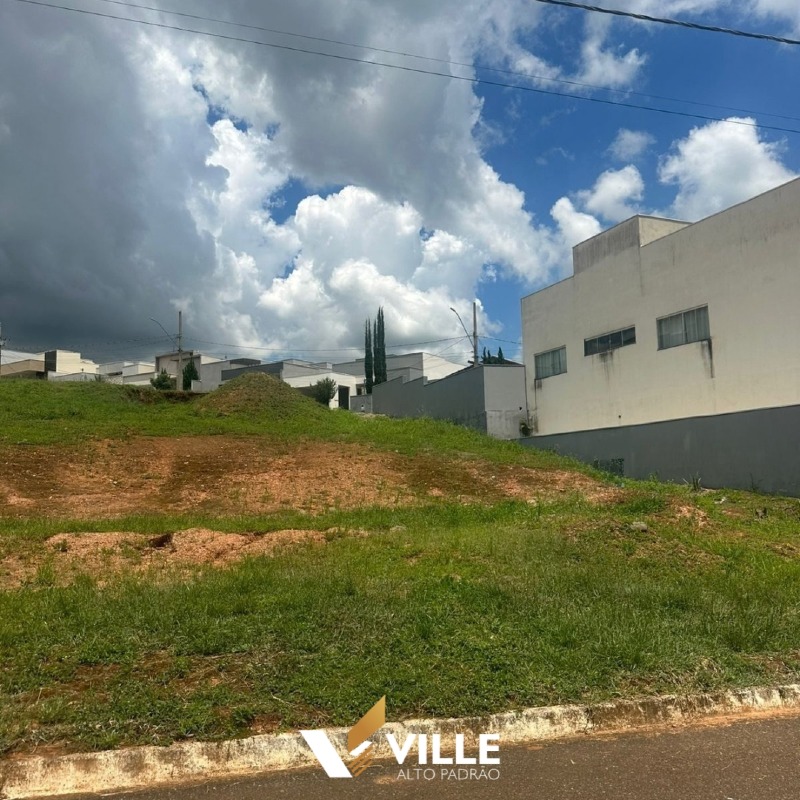 Lote em condomínio à venda no Condomínio Villagio Park: 