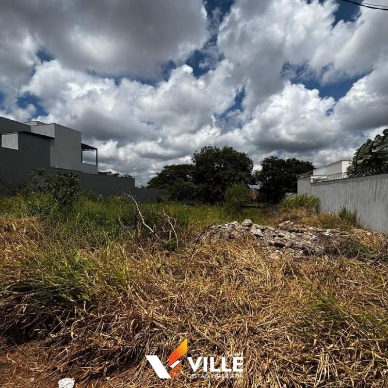 Lote à venda no Residencial Solaris: 