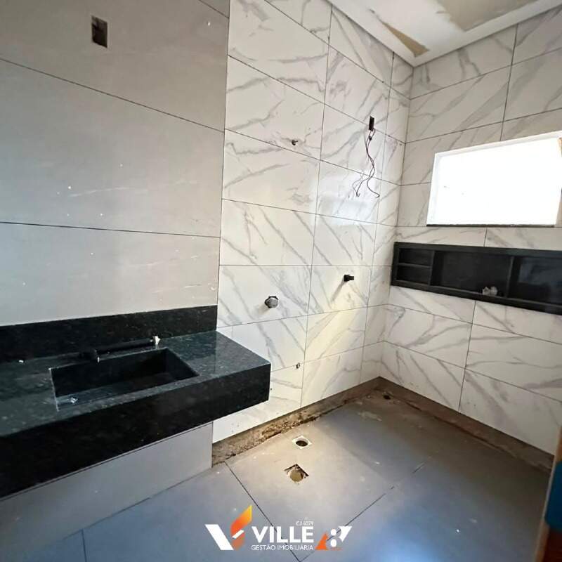 Casa à venda no Jardim Europa III: 