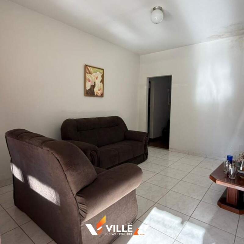 Casa à venda no Centro: 