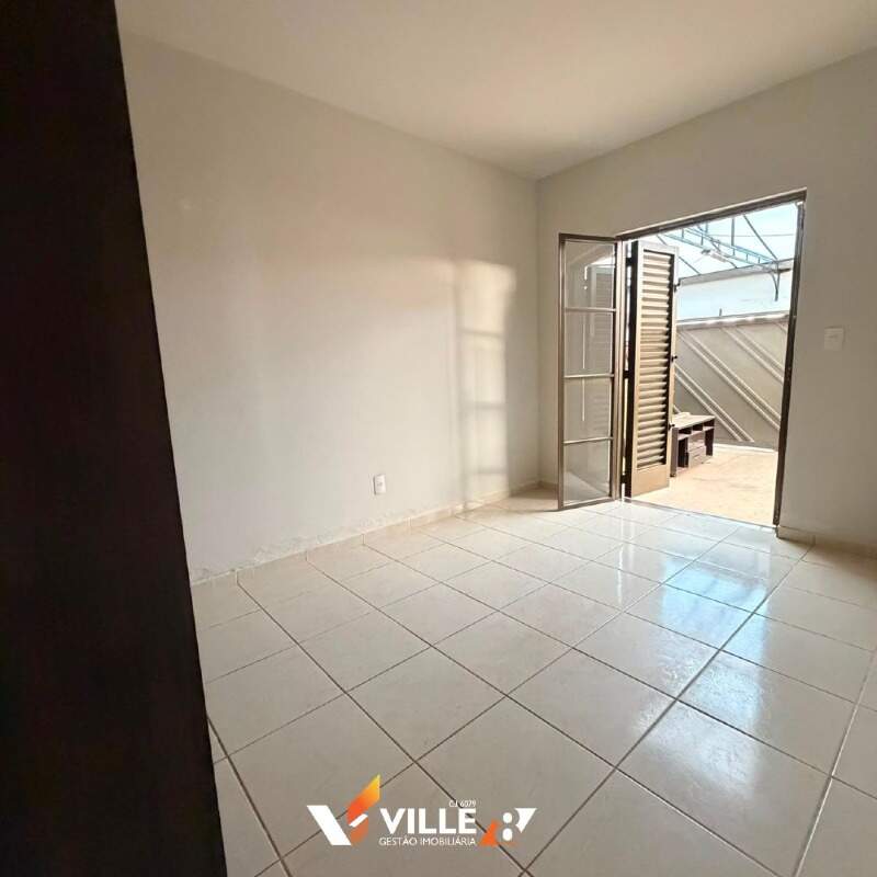 Casa à venda no Vila João Ribeiro: 